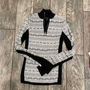 Skyr brand ski sweater. No itch! Cotton blend.  Stretchy and comfy!